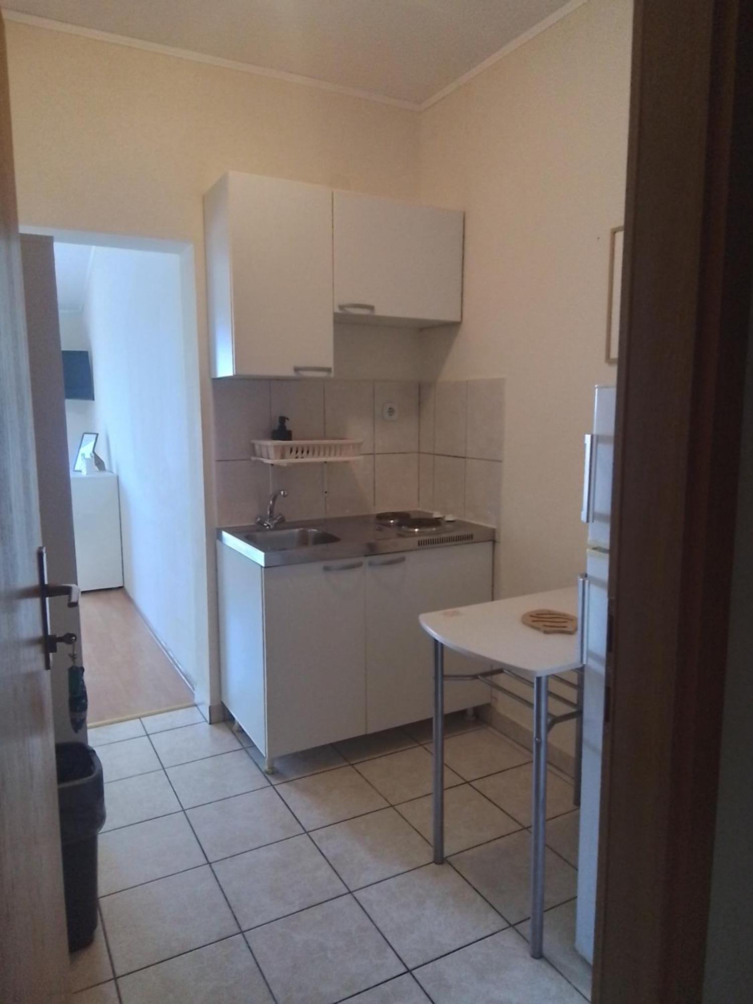 Apartmani Fani 2 Min Walking From Sea Orebić Exterior foto